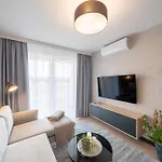 & Posesja Plazowa By Posesja 4b I דירה גרצי'יבובו